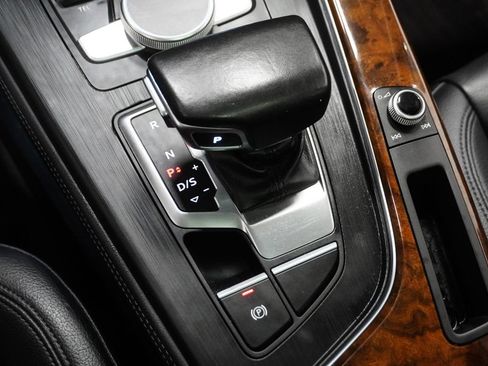 Used 2019 Audi A4 2.0T Premium Plus w/ Premium Plus Package image 30