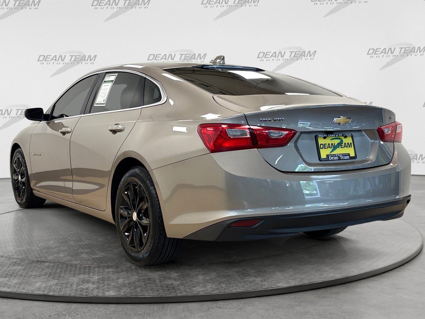 Used 2023 Chevrolet Malibu LT FWD image 6