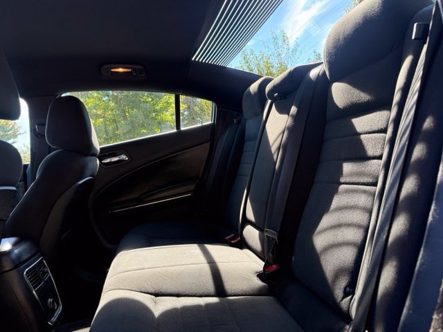 Used 2012 Dodge Charger SE RWD image 12