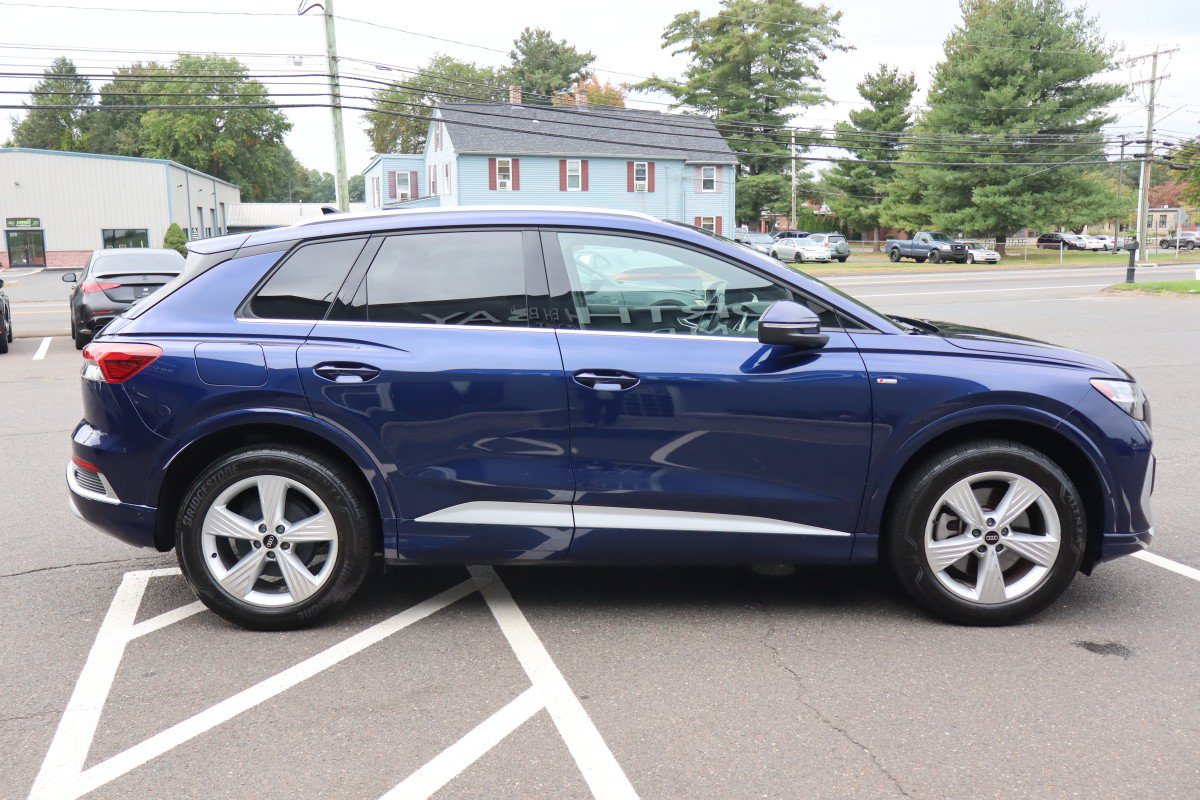 Used 2023 Audi Q4 e-tron Prestige AWD/4WD image 5