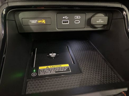 Used 2025 Honda CR-V Sport Touring image 17