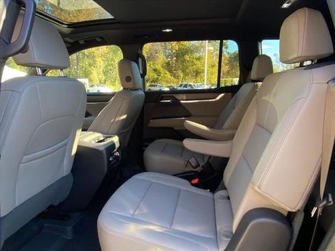 Certified 2024 GMC Acadia Elevation image 19