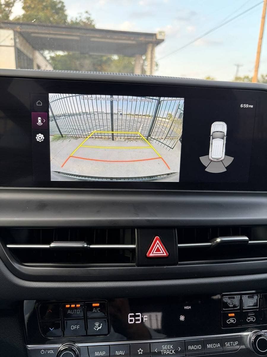 Used 2025 Kia Seltos EX FWD image 34
