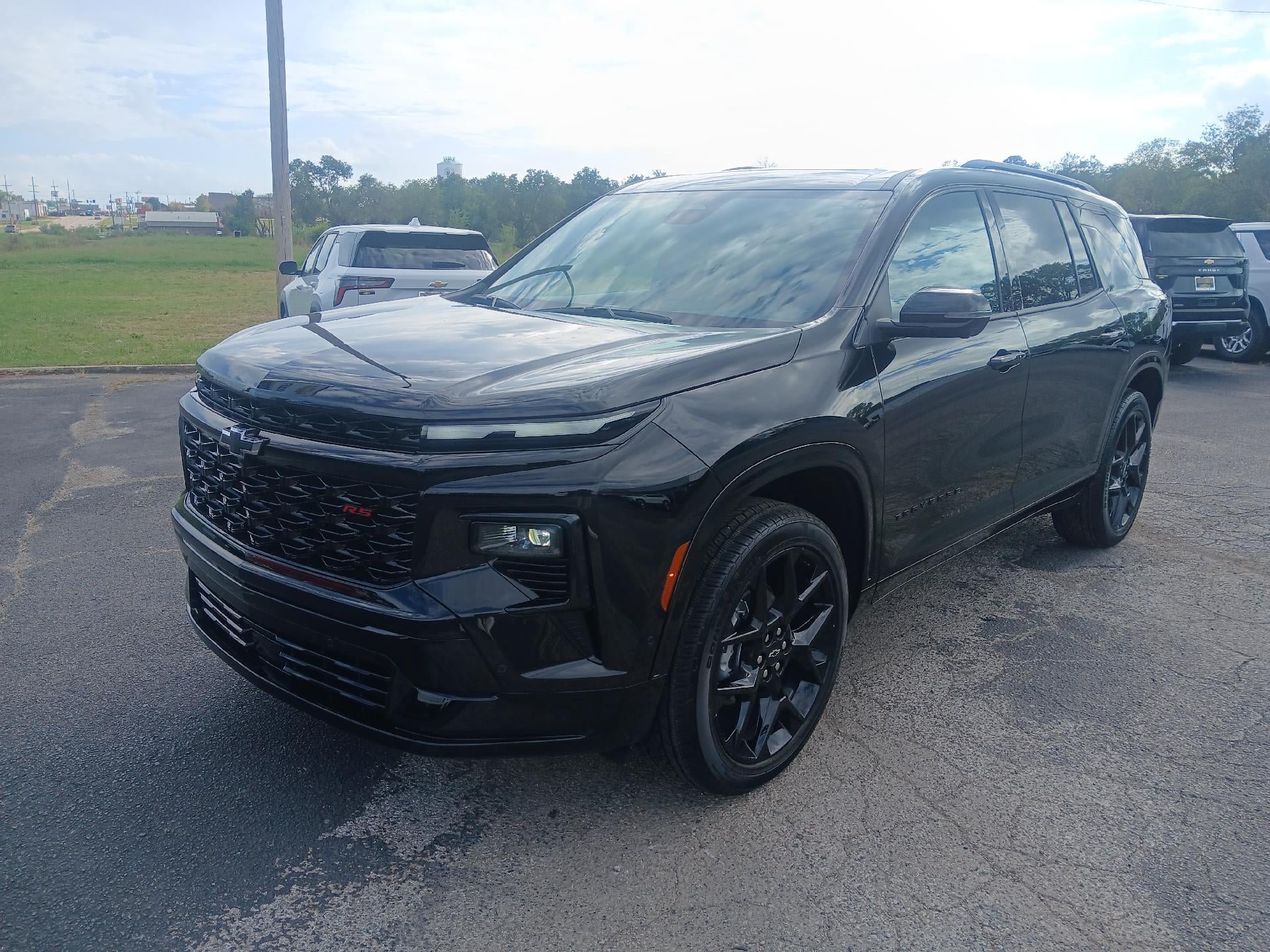 New 2026 Chevrolet Traverse RS FWD image 1