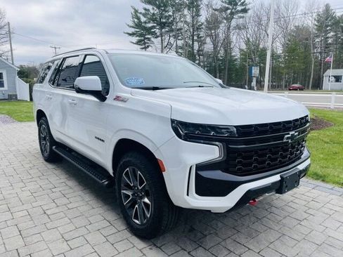 Used 2024 Chevrolet Tahoe Z71 w/ Luxury Package image 4