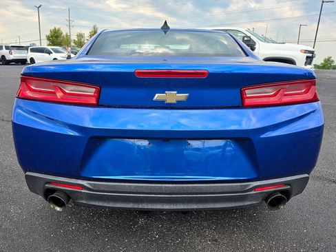 Used 2017 Chevrolet Camaro LT RWD image 5