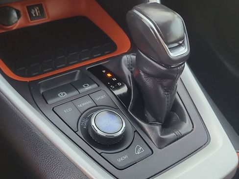 Used 2024 Toyota RAV4 Adventure image 24