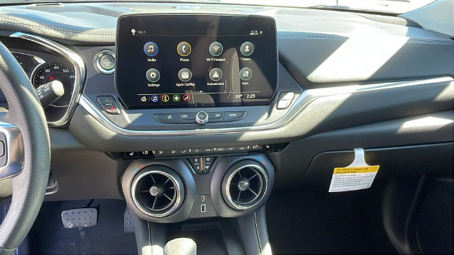 New 2026 Chevrolet Blazer LT w/ Convenience Package FWD image 16