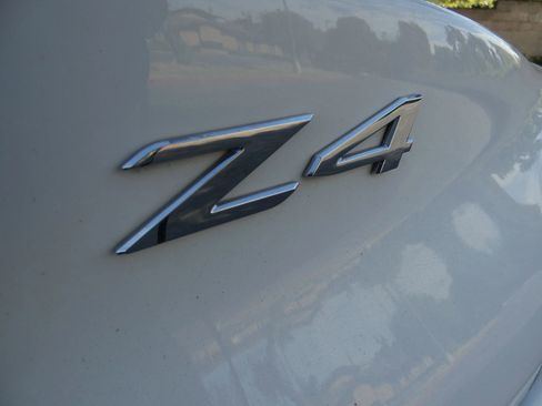 Used 2015 BMW Z4 sDrive35is image 61