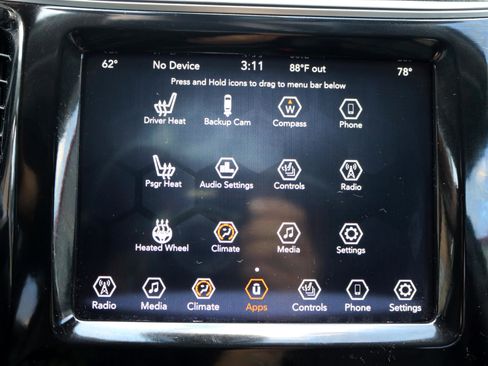 Used 2020 Jeep Cherokee Limited image 39