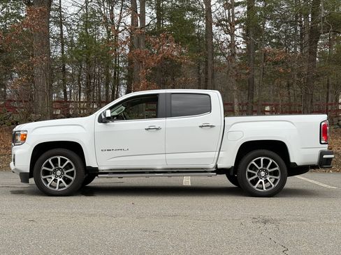 Used 2021 GMC Canyon Denali image 1