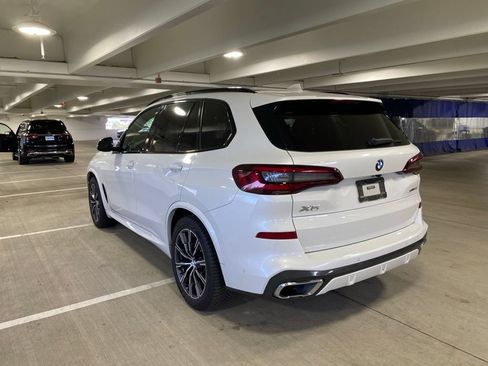Used 2021 BMW X5 xDrive40i w/ M Sport Package AWD/4WD image 3