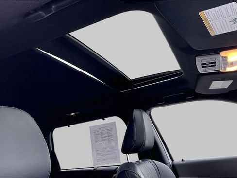 Used 2024 Mitsubishi Outlander SEL Black Edition image 26