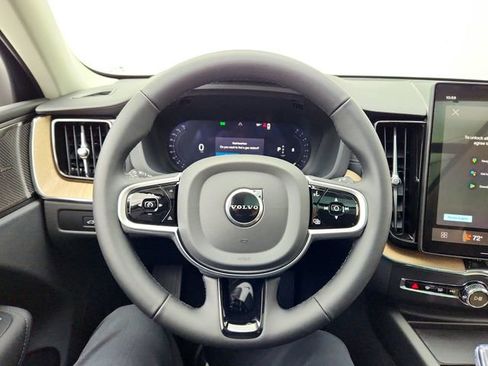 New 2026 Volvo XC60 B5 Ultra w/ Protection Package Premier image 25