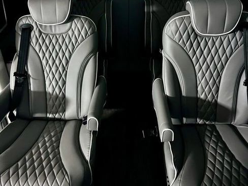 Used 2022 Mercedes-Benz Sprinter 144 Cargo image 26