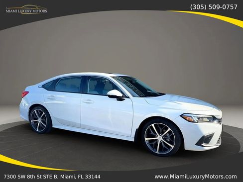Used 2024 Honda Civic Touring image 1