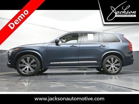 Certified 2024 Volvo XC90 T8 Plus w/ Protection Package Premier image 37