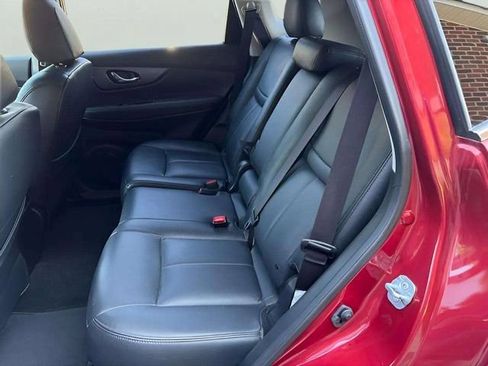 Used 2016 Nissan Rogue S w/ Appearance Package FWD image 7