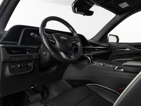 Used 2021 Cadillac Escalade Sport image 13