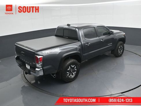 Used 2023 Toyota Tacoma TRD Off-Road image 44