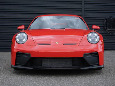 Certified 2025 Porsche 911 GT3 RWD image 11
