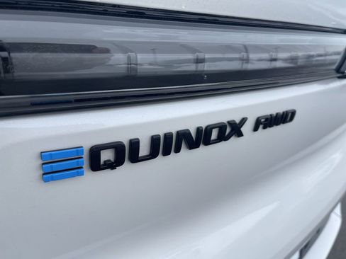 Used 2024 Chevrolet Equinox EV RS image 12