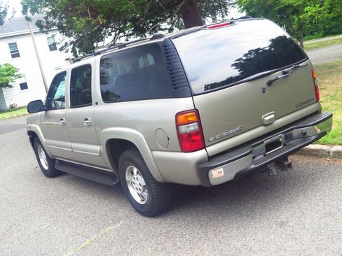 Used 2002 Chevrolet Suburban LT AWD/4WD image 33
