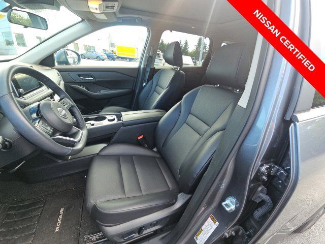 Used 2023 Nissan Rogue SV w/ SV Premium B Package AWD/4WD image 15