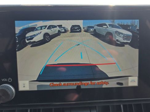 Used 2025 Toyota RAV4 XLE image 20