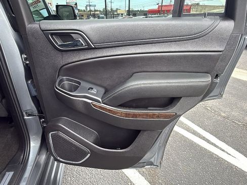 Used 2018 Chevrolet Tahoe LT AWD/4WD image 15