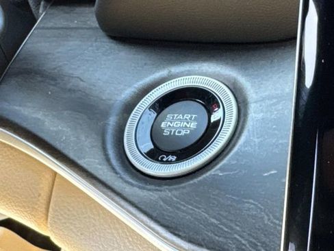 Certified 2023 Jeep Grand Cherokee Limited w/ Trailer Tow Prep Group (B) image 29