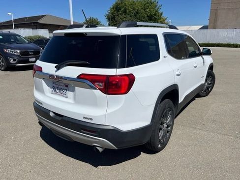 Used 2019 GMC Acadia SLT AWD/4WD image 4