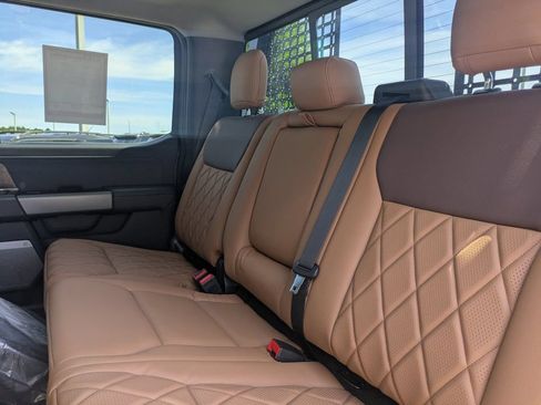 New 2026 Ford F250 Lariat w/ Black Appearance Package AWD/4WD image 19