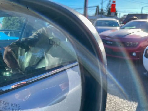 Used 2013 Subaru Outback 2.5i Limited image 37