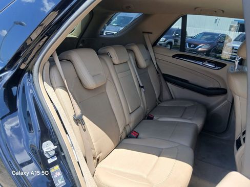 Used 2015 Mercedes-Benz ML 250 BlueTEC 4MATIC w/ Premium 1 Package image 17