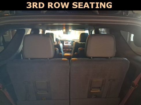 Used 2022 Dodge Durango SRT w/ Technology Group image 31