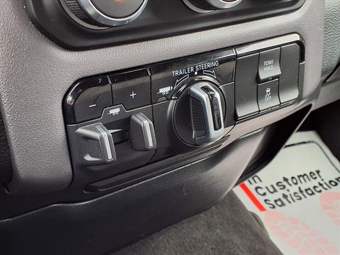 Used 2023 RAM 1500 Big Horn w/ Trailer Tow Group image 8