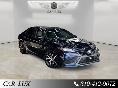 Used 2021 Toyota Camry SE image 7