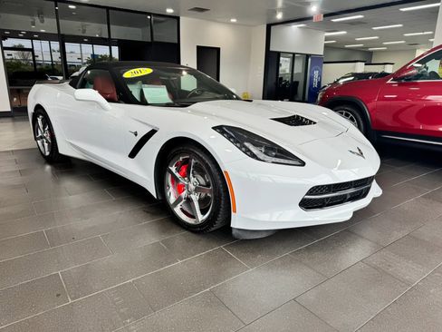 Used 2015 Chevrolet Corvette Stingray Convertible w/ 2LT Preferred Equipment Group RWD image 36