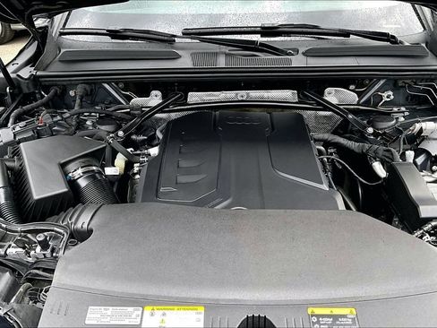 Used 2025 Audi Q5 Premium Plus w/ Premium Plus image 30