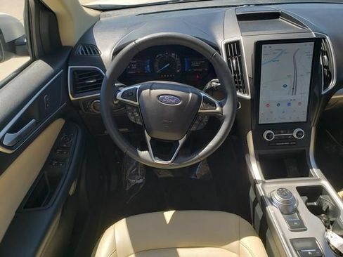 Used 2024 Ford Edge SEL w/ Convenience Package AWD/4WD image 18
