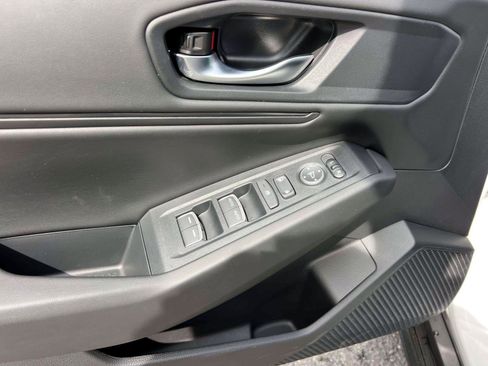 Used 2025 Honda Accord SE image 17