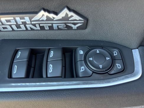 New 2026 Chevrolet Silverado 1500 High Country w/ High Country Premium Package AWD/4WD image 22