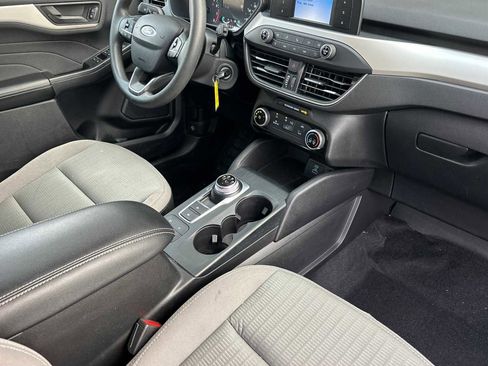 Used 2022 Ford Escape S image 13