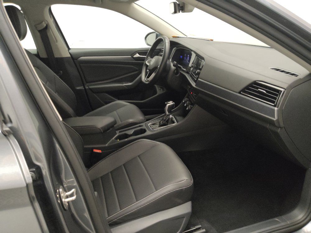 Used 2024 Volkswagen Jetta SE FWD image 21