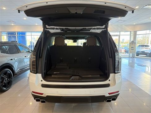 New 2026 Chevrolet Tahoe High Country image 15