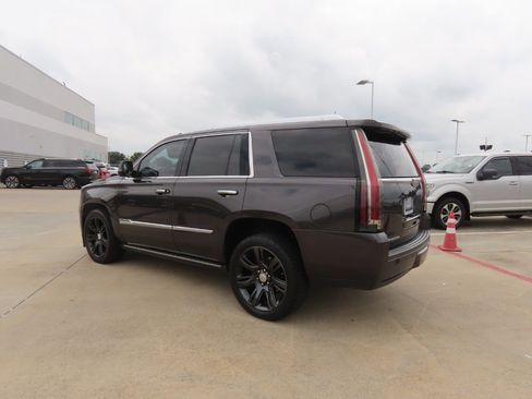 Used 2015 Cadillac Escalade Premium AWD/4WD image 16