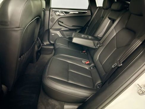 Used 2021 Porsche Macan S image 43