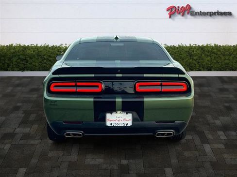 Used 2022 Dodge Challenger GT w/ Blacktop Package image 9