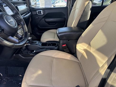 Used 2020 Jeep Gladiator Sport w/ Quick Order Package 24S image 20